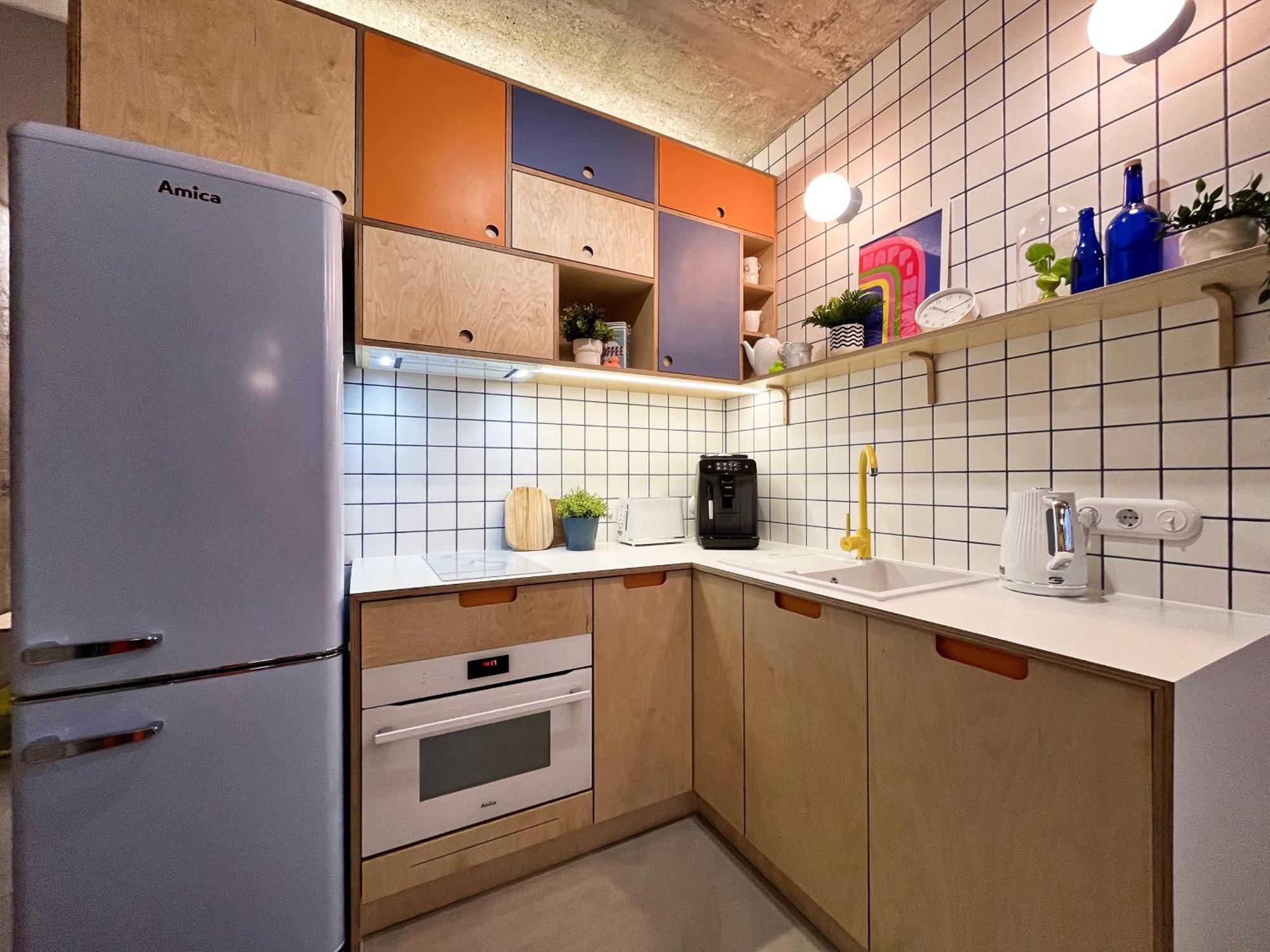 Apartment Funky Vibes - Wyszynskiego 55 - Self Check-in 24h - Free Parking Wroclaw